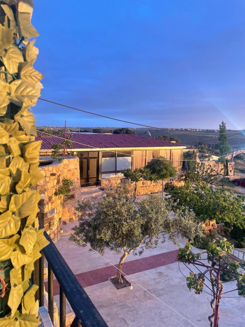 Heritige Inn Jordan Al-Qasr Exteriör bild