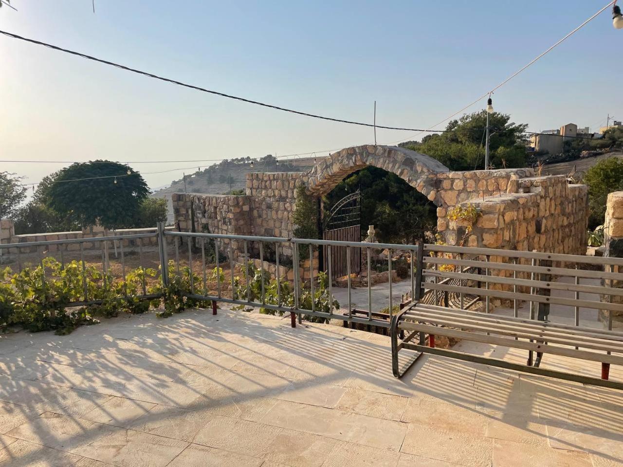 Heritige Inn Jordan Al-Qasr Exteriör bild